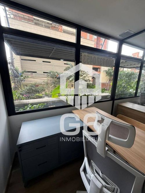 Oficina en arriendo en Los Colores, Medellín, 6 m² · foto 2 de 23
