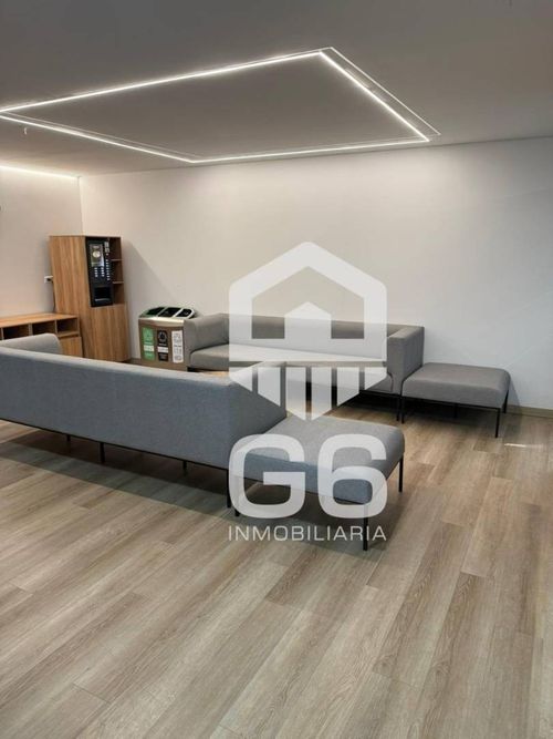 Oficina en arriendo en Los Colores, Medellín, 6 m² · foto 21 de 23