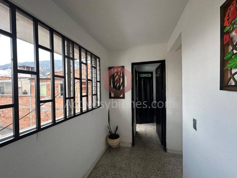 Apartment for sale in Villa hermosa, Medellín 4