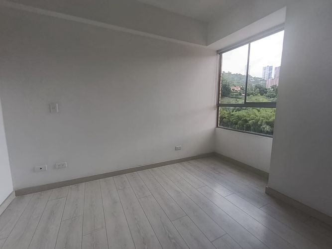Apartamento de 2 alcobas en arriendo en Las Lomitas, Sabaneta, 70 m² · foto 19 de 20