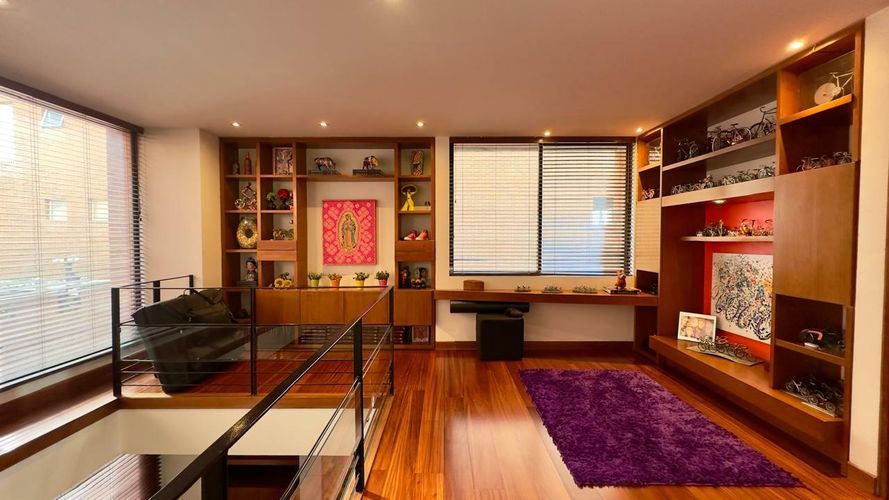 Apartamento de 4 alcobas en venta en Chicó Reservado, Bogotá, 347 m² · foto 9 de 13