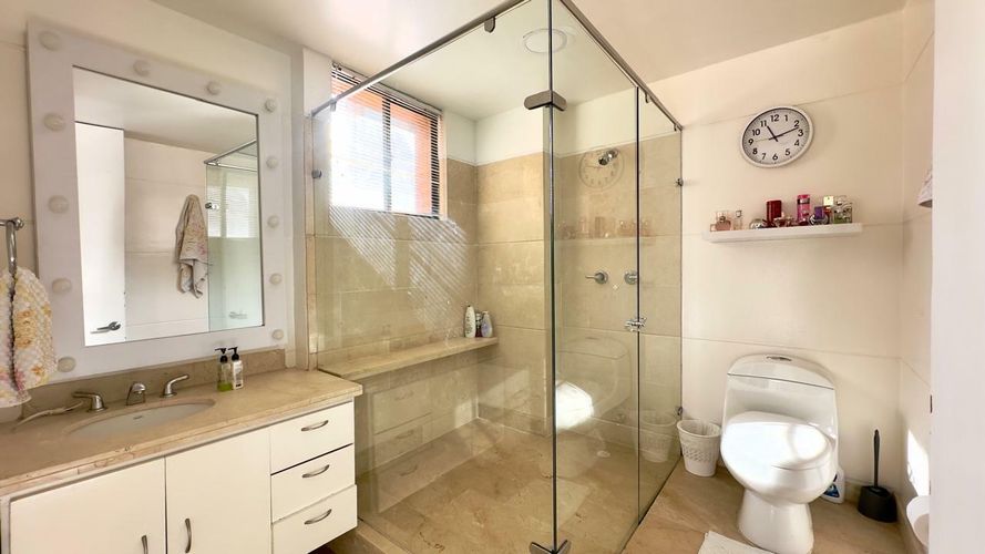 Apartamento de 4 alcobas en venta en Chicó Reservado, Bogotá, 347 m² · foto 12 de 13