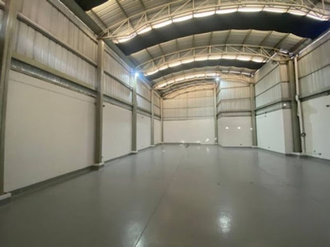 Bodega en arriendo en Centro, Rionegro, 300 m² · foto 2 de 17