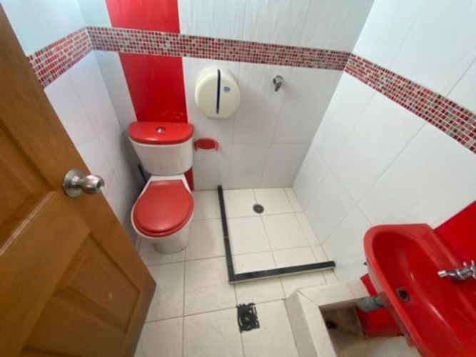 Bodega en arriendo en Centro, Rionegro, 300 m² · foto 4 de 17