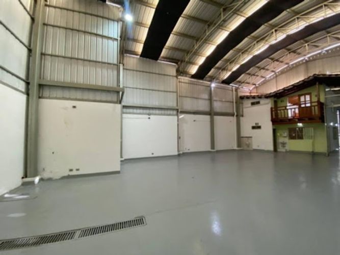 Bodega en arriendo en Centro, Rionegro, 300 m² · foto 6 de 17