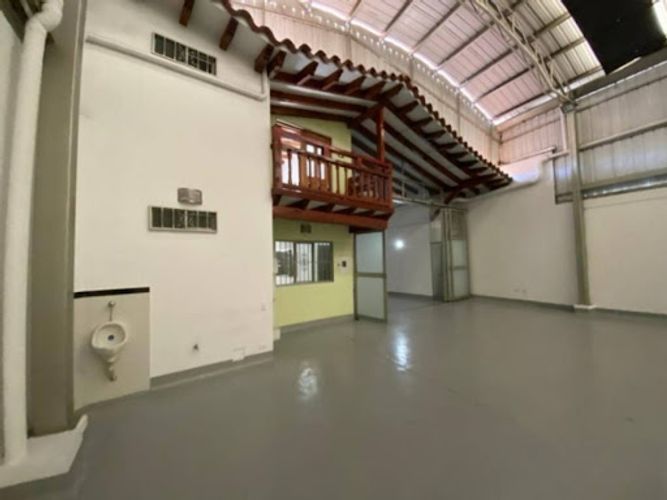 Bodega en arriendo en Centro, Rionegro, 300 m² · foto 16 de 17