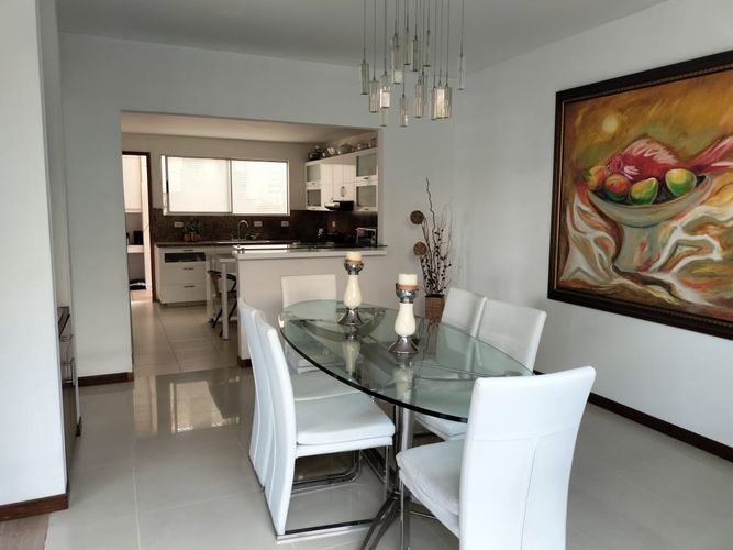 Casa de 4 alcobas en venta en Pance, Cali, 327 m² · foto 10 de 24