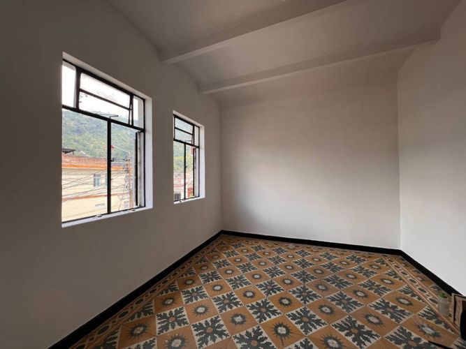 Casa de 7 alcobas en venta en Belen, Ibagué, 320 m² · foto 5 de 24