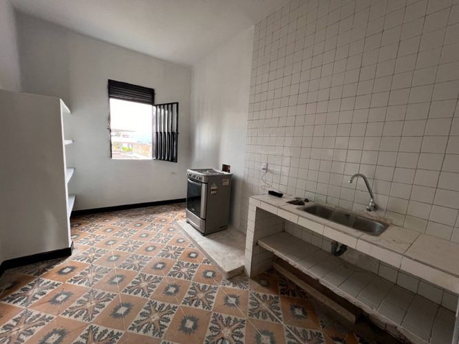 Casa de 7 alcobas en venta en Belen, Ibagué, 320 m² · foto 8 de 24