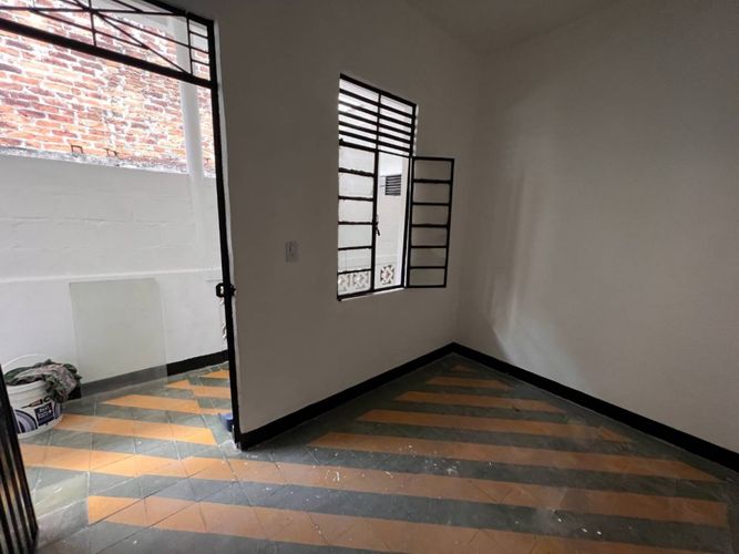 Casa de 7 alcobas en venta en Belen, Ibagué, 320 m² · foto 12 de 24