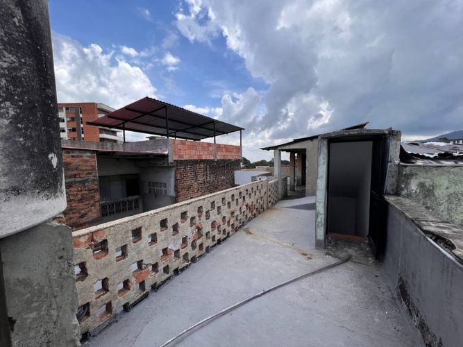 Casa de 7 alcobas en venta en Belen, Ibagué, 320 m² · foto 17 de 24