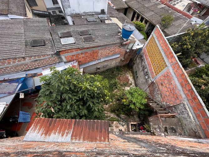 Casa de 7 alcobas en venta en Belen, Ibagué, 320 m² · foto 22 de 24