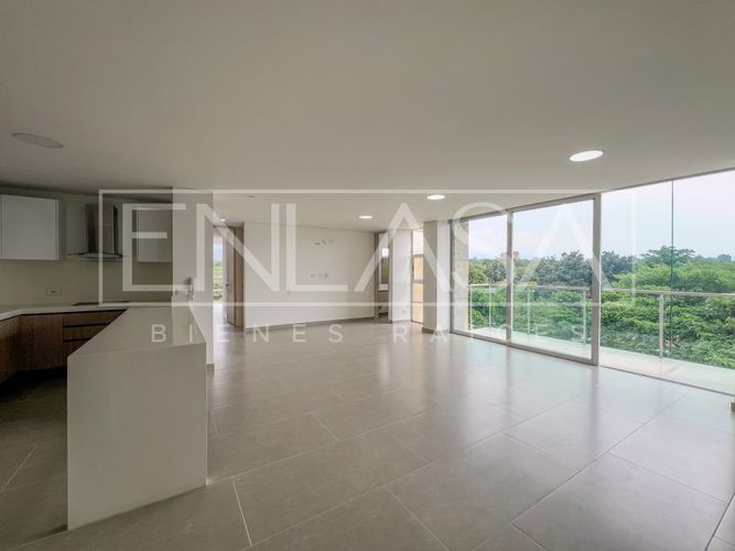 Apartamento en venta en Pance, Cali · foto 2 de 24