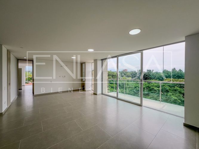Apartamento en venta en Pance, Cali · foto 8 de 24