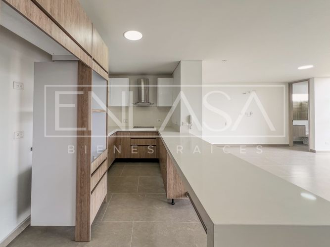 Apartamento en venta en Pance, Cali · foto 14 de 24