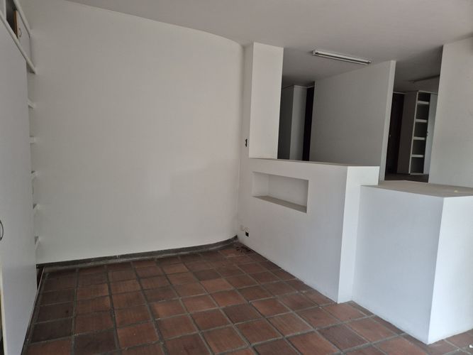 Oficina en arriendo en Centenario, Cali, 75 m² · foto 2 de 17