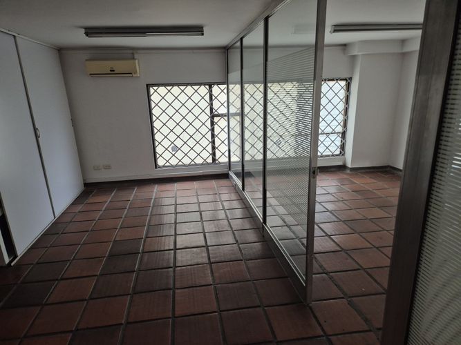 Oficina en arriendo en Centenario, Cali, 75 m² · foto 16 de 17