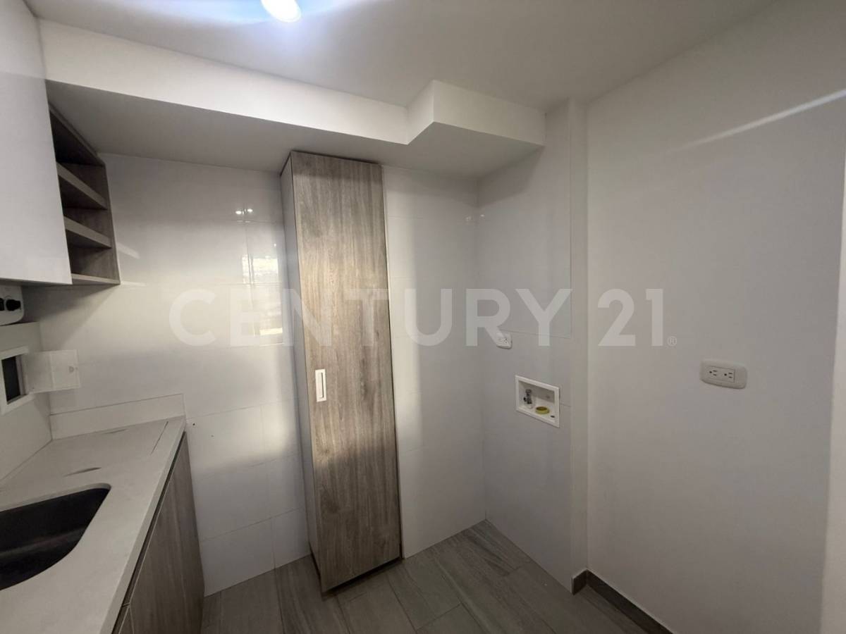 Apartamento en venta en Toberin, Bogotá · foto 8 de 19