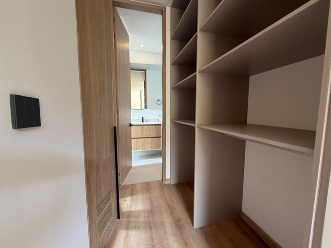 Apartaestudio en venta en Chico Norte, Bogotá, 44 m² · foto 13 de 20