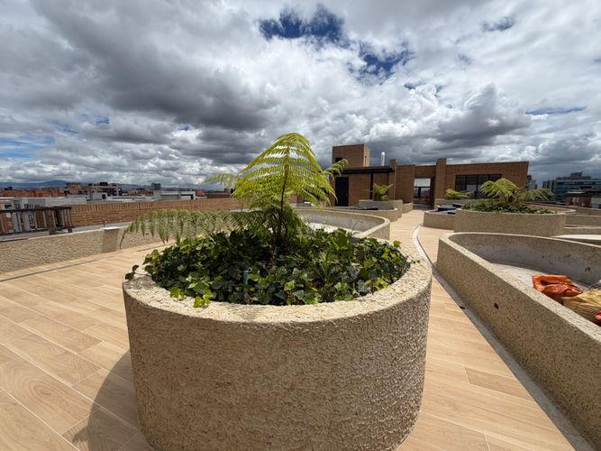 Apartaestudio en venta en Chico Norte, Bogotá, 44 m² · foto 11 de 20