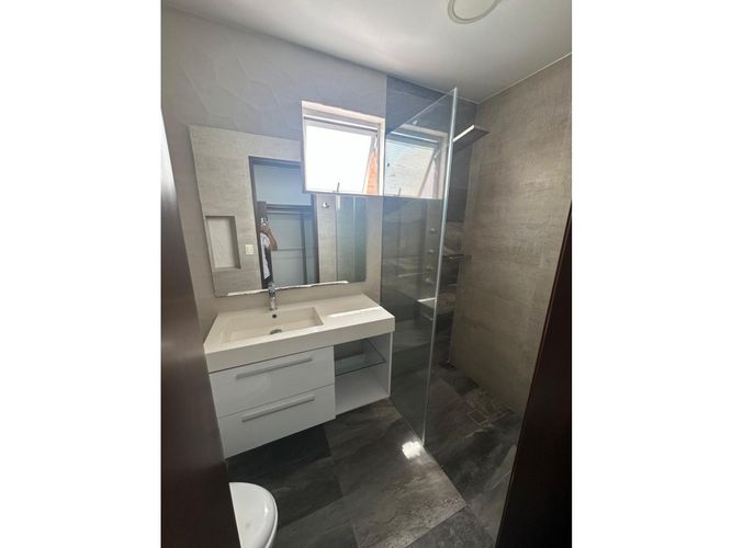 Casa de 3 alcobas en venta en Valle Del Lili, Cali, 98 m² · foto 8 de 24