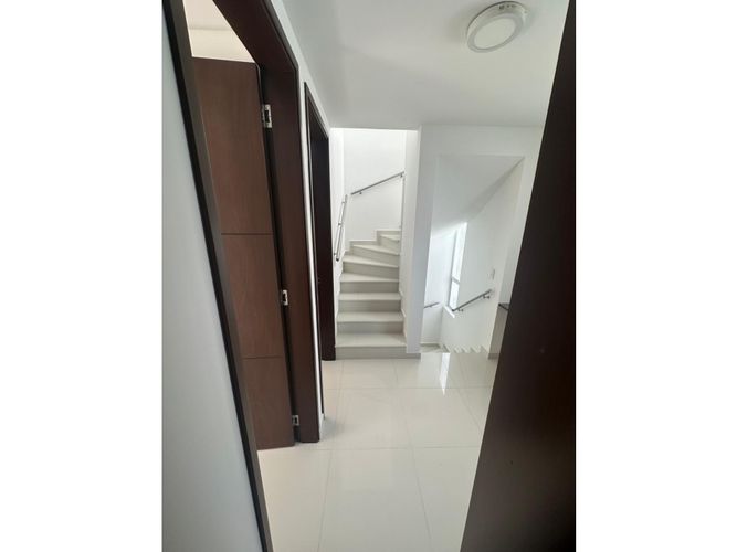 Casa de 3 alcobas en venta en Valle Del Lili, Cali, 98 m² · foto 14 de 24