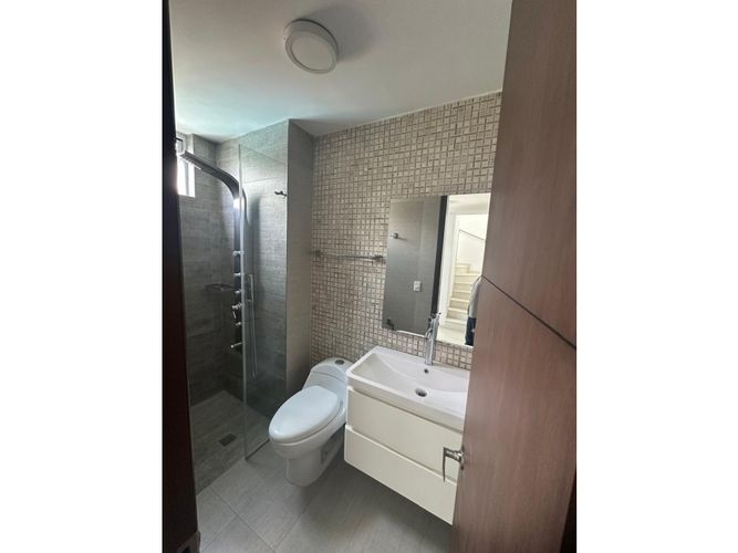 Casa de 3 alcobas en venta en Valle Del Lili, Cali, 98 m² · foto 20 de 24