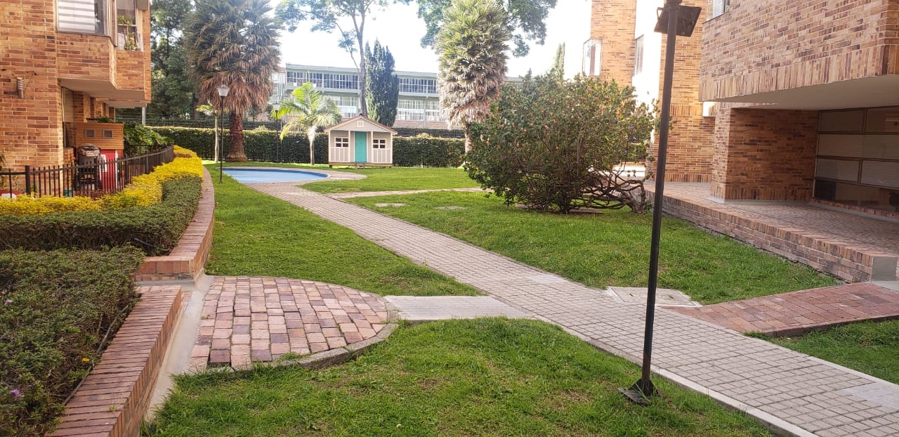 Casa en venta en La Calleja, Bogotá · foto 2 de 24