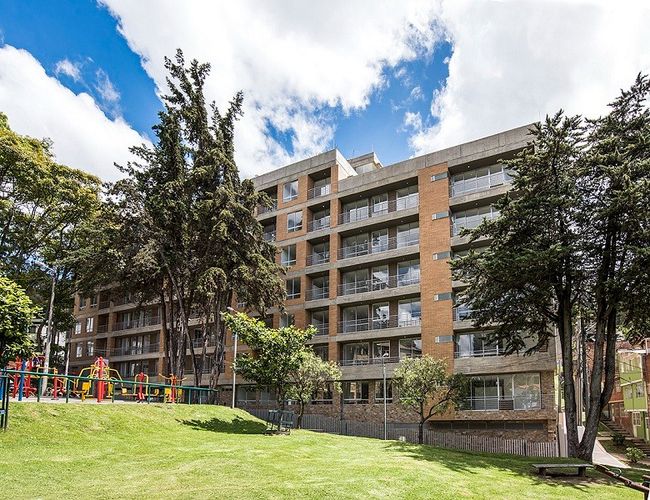 Apartaestudio en venta en Bosque Izquierdo, Bogotá, 87 m² · foto 2 de 24