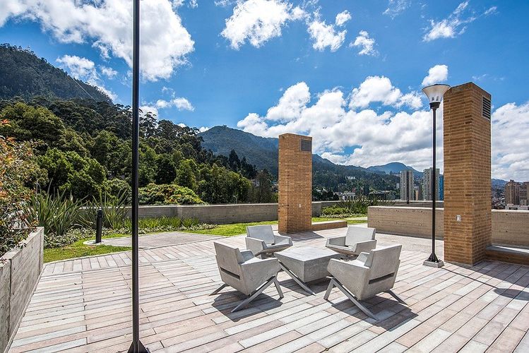 Apartaestudio en venta en Bosque Izquierdo, Bogotá, 87 m² · foto 3 de 24