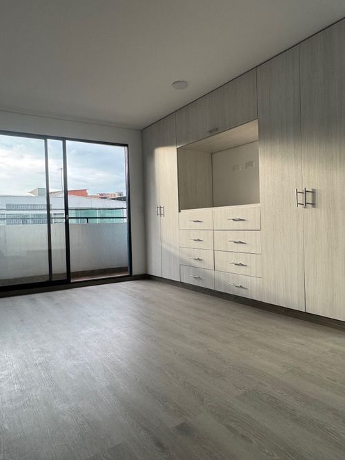 Apartaestudio en venta en Las Orquideas, Bogotá, 34 m² · foto 3 de 16