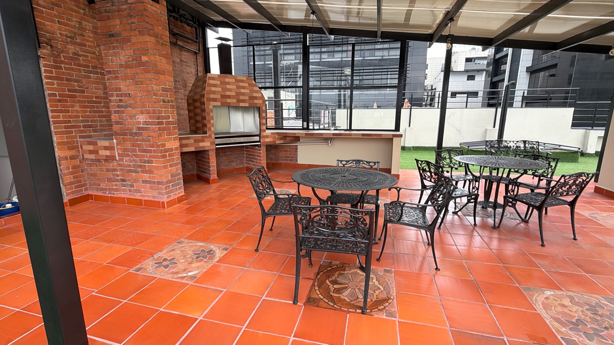 Apartamento en venta en Chico Norte, Bogotá · foto 2 de 24