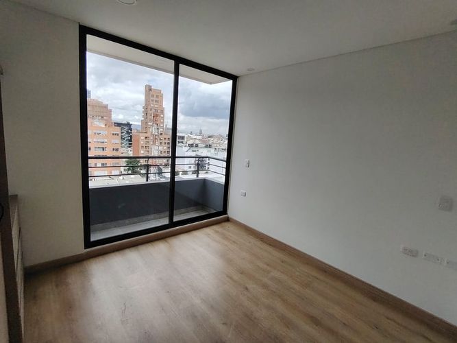 Apartaestudio en venta en Santa Barbara Oriental, Bogotá, 24 m² · foto 3 de 8