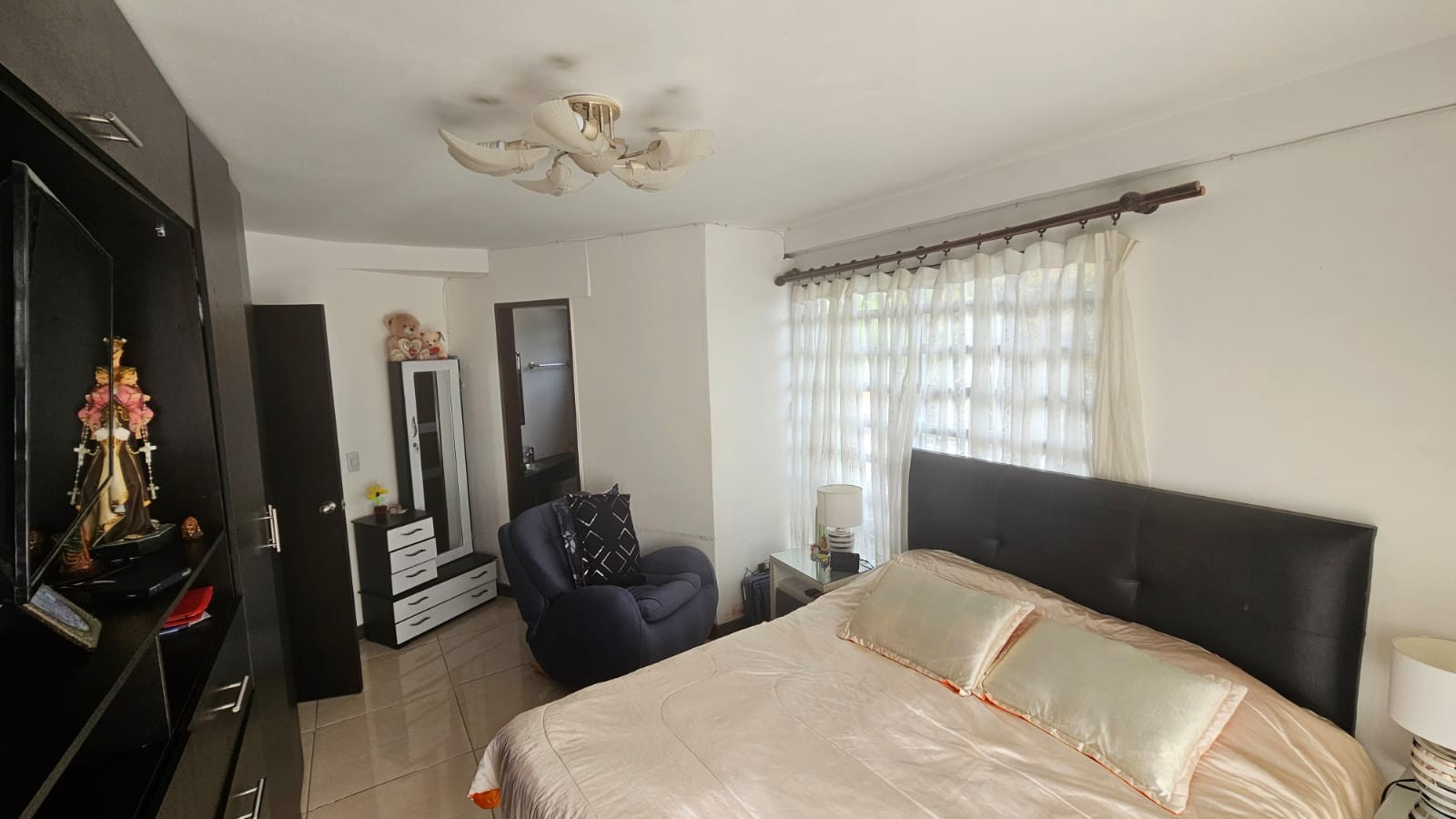Casa en venta en Los Alcazares, Manizales · foto 12 de 24