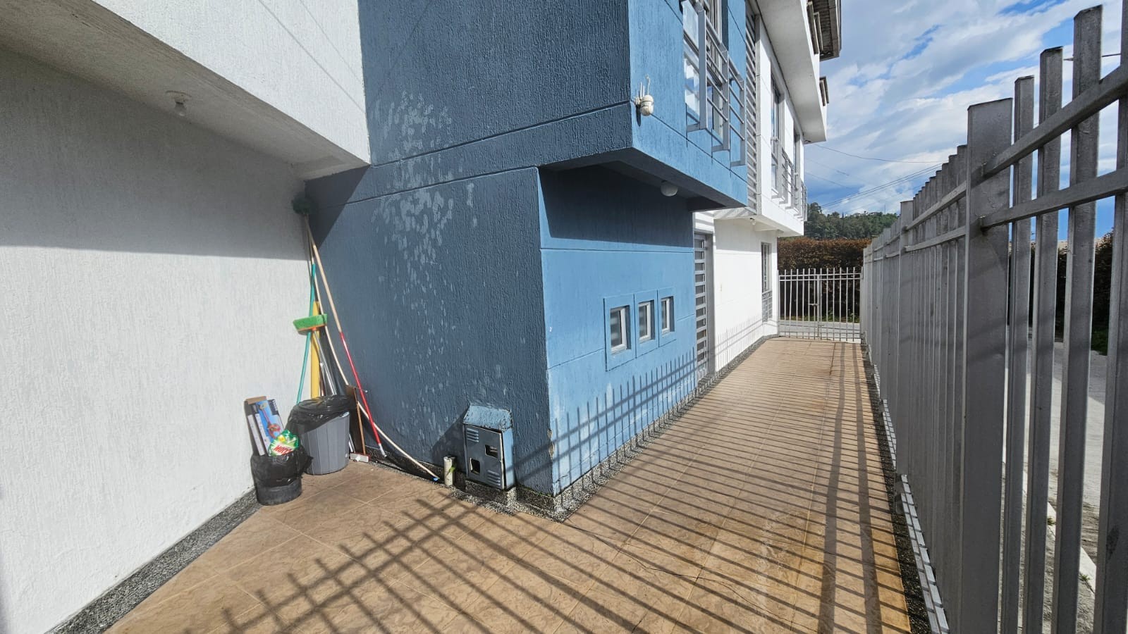 Casa en venta en Los Alcazares, Manizales · foto 3 de 24