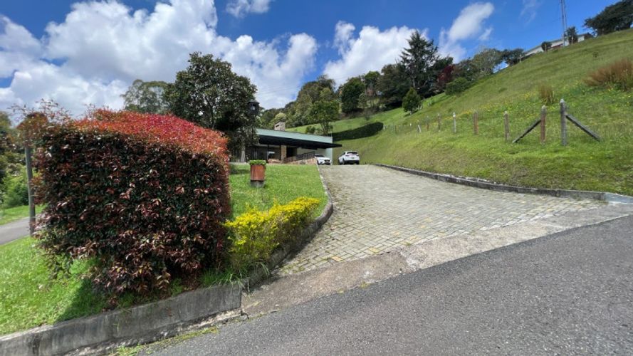 Casa de 3 alcobas en venta en Pantanillo, Envigado, 250 m² · foto 15 de 21