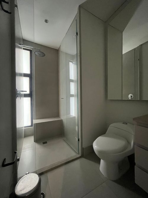 Apartamento de 4 alcobas en venta en El Poblado, Medellín, 230 m² · foto 9 de 24