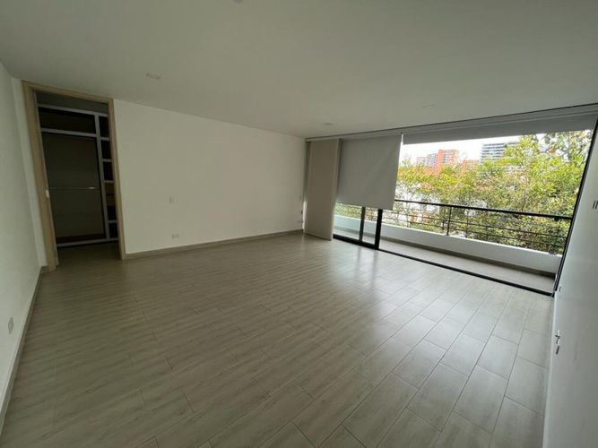 Casa de 5 alcobas en venta en Altos Del Poblado, Medellín, 400 m² · foto 13 de 17