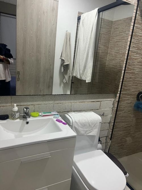 Casa de 4 alcobas en venta en Vía Las Palmas, Envigado, 290 m² · foto 12 de 24