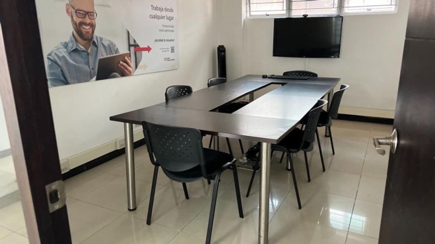 Casa de 5 alcobas en venta en La Aguacatala, Medellín, 337 m² · foto 7 de 24