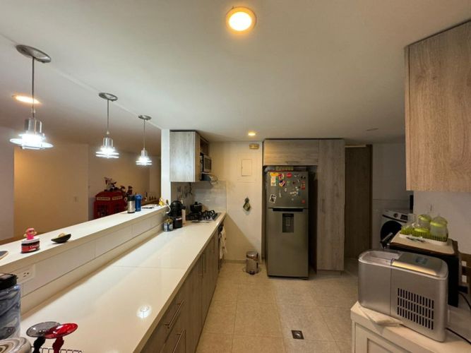 Apartamento de 3 alcobas en venta en El Diamante No. 2, Medellín, 103 m² · foto 11 de 22