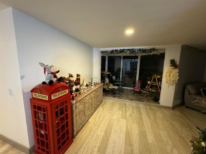 Apartamento de 3 alcobas en venta en El Diamante No. 2, Medellín, 103 m² · foto 16 de 22