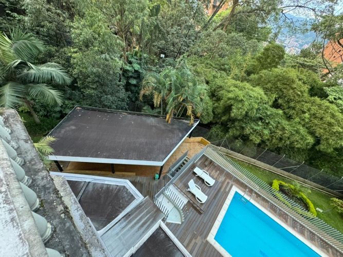 Apartamento de 3 alcobas en venta en El Diamante No. 2, Medellín, 103 m² · foto 21 de 22