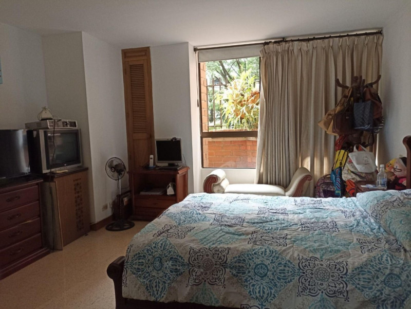 Apartamento en venta en El Poblado, Medellín · foto 15 de 24