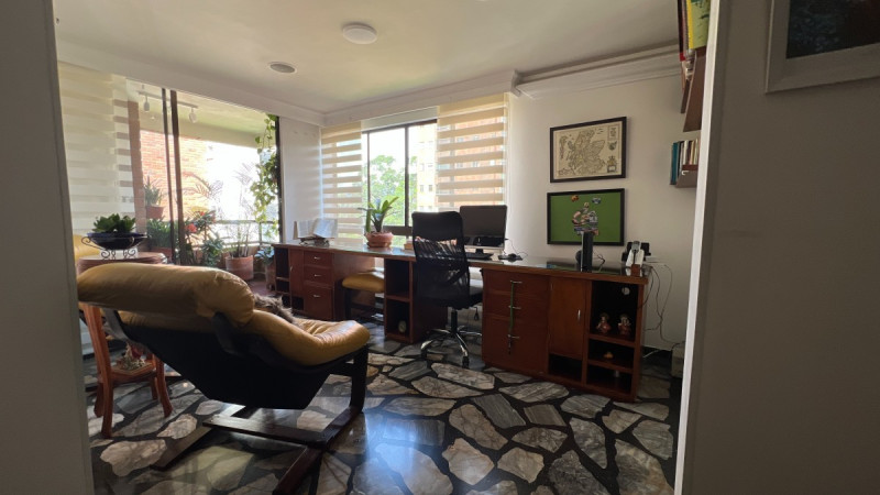 Apartamento en arriendo en Altos Del Poblado, Medellín · foto 6 de 24