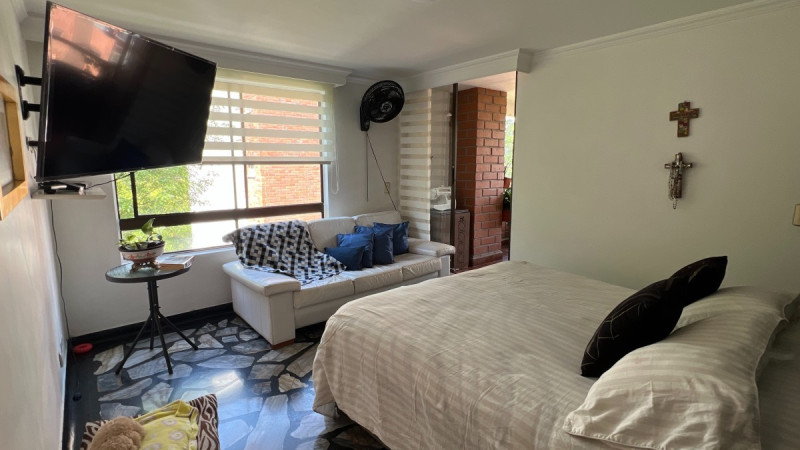 Apartamento en arriendo en Altos Del Poblado, Medellín · foto 13 de 24