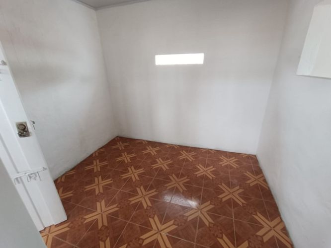 Local en arriendo en La Candelaria, Medellín, 48 m² · foto 3 de 7