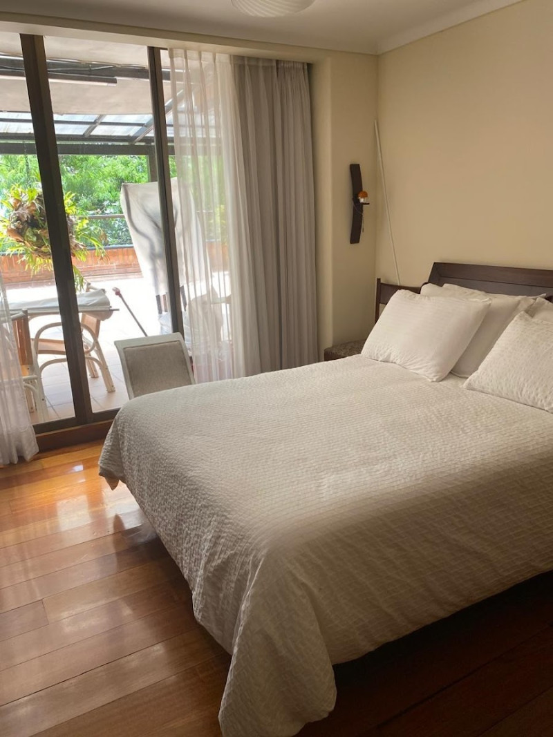 Apartamento en venta en El Poblado, Medellín · foto 9 de 24