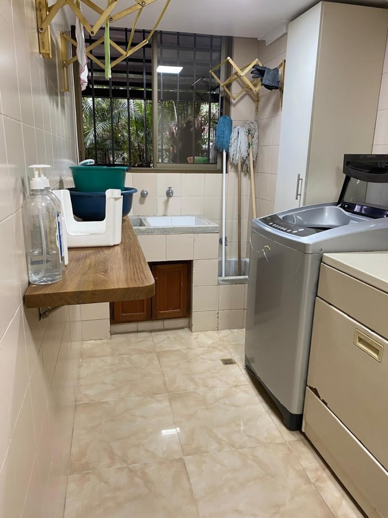 Apartamento en venta en El Poblado, Medellín · foto 20 de 24