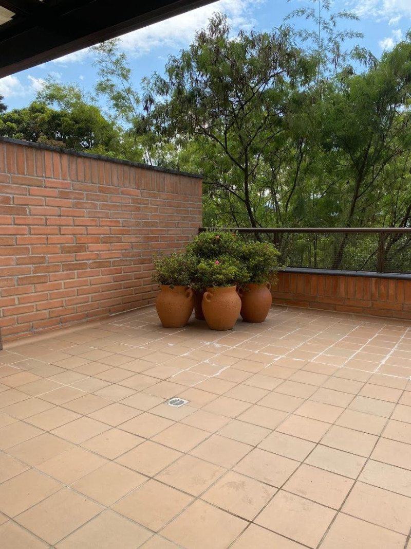 Apartamento en venta en El Poblado, Medellín · foto 23 de 24
